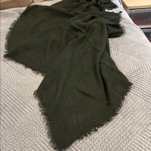 Chic Dark Green Fringed Wrap